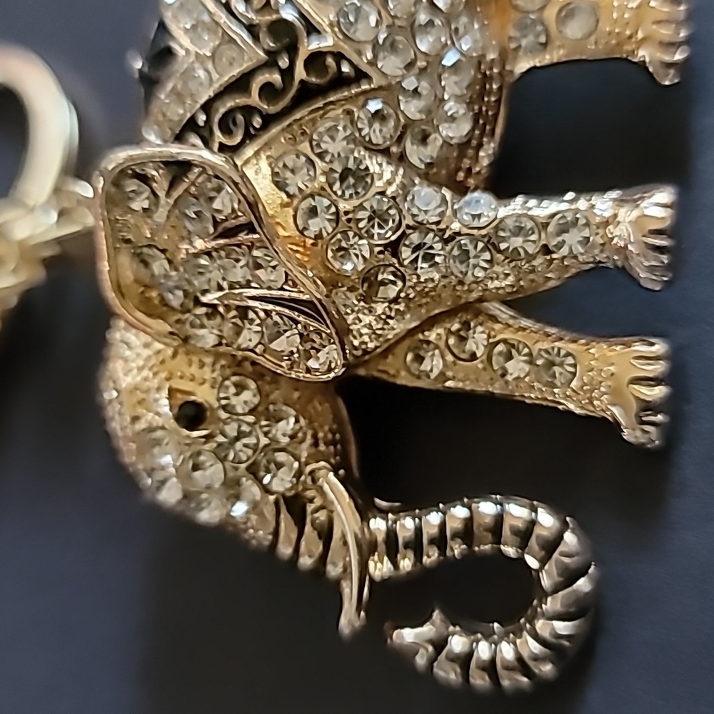 Black with Rhinestones Elephant Charm Keychain - Picture 6 of 8